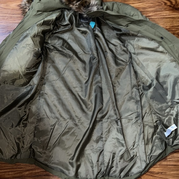 Brand NWT AND long coat - Picture 6 of 9